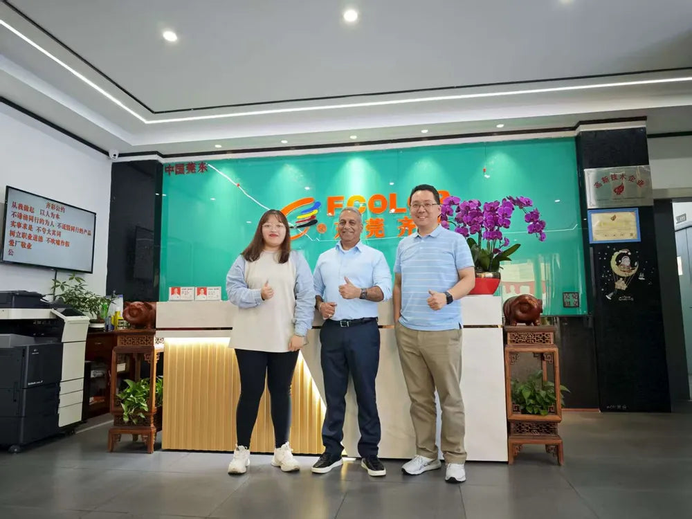 Photo with Spanish customer 2